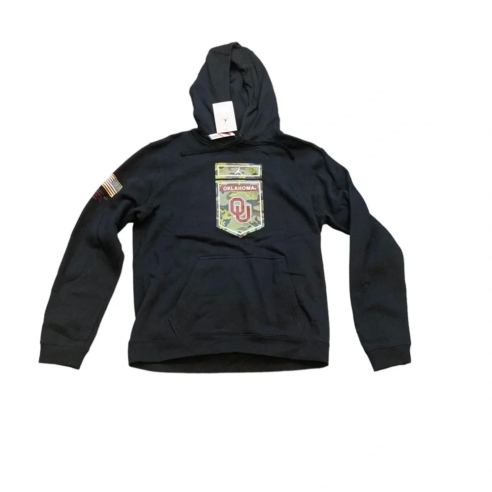 Oklahoma Sooners Jordan Men’s Military Veterans Pullover Hoodie‎ Sweatshirt